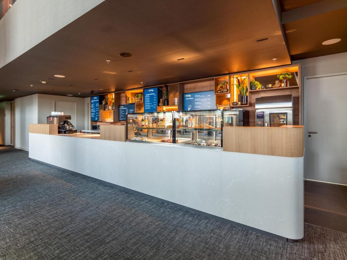B'Mine Hotel Frankfurt Airport Frankfurt am Main ภายนอก รูปภาพ