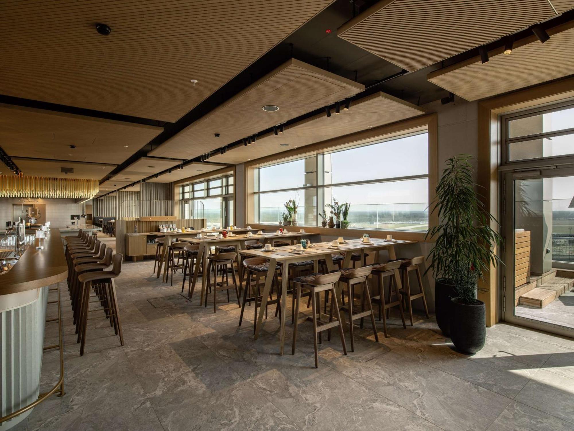 B'Mine Hotel Frankfurt Airport Frankfurt am Main ภายนอก รูปภาพ