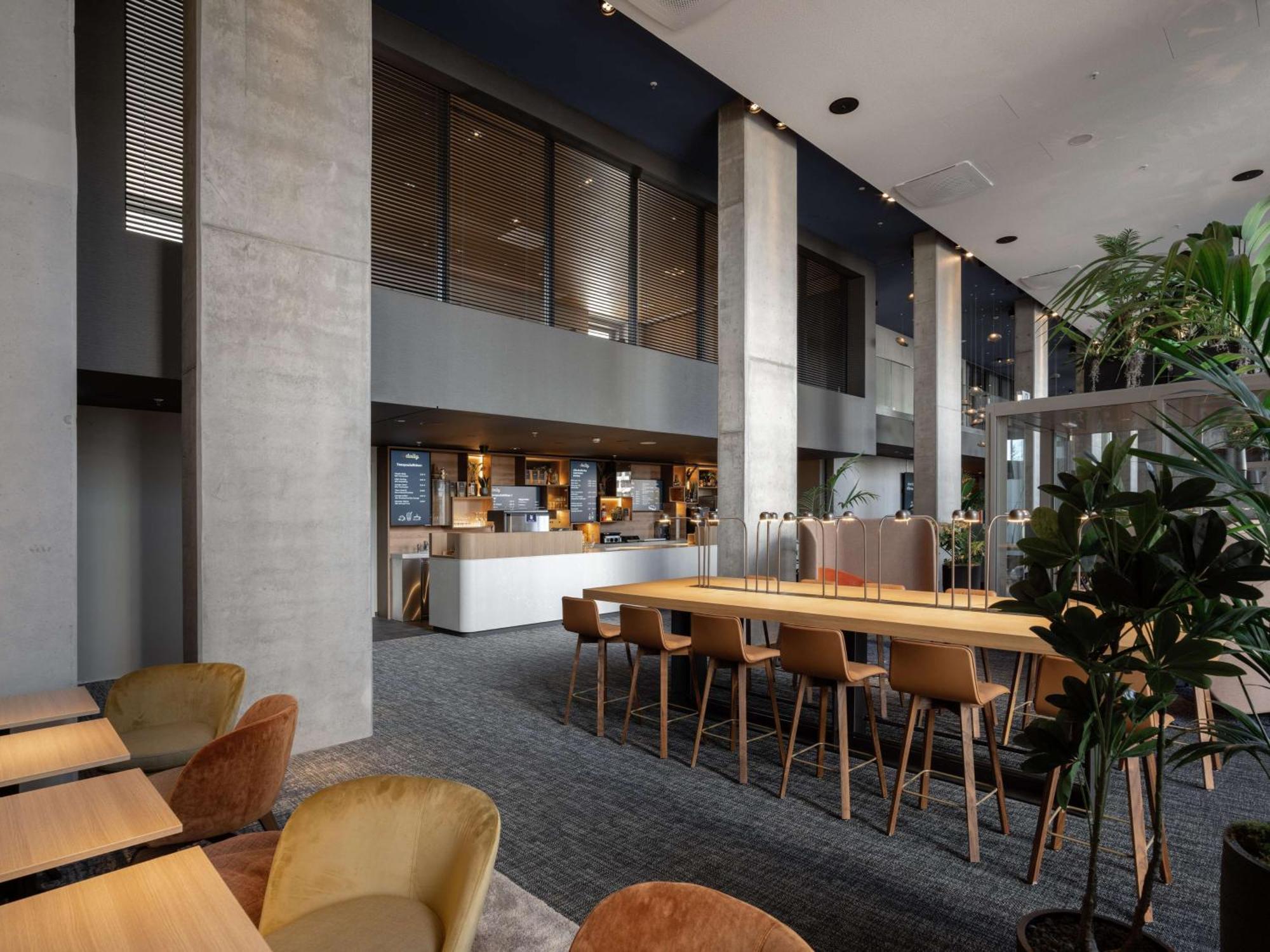 B'Mine Hotel Frankfurt Airport Frankfurt am Main ภายนอก รูปภาพ